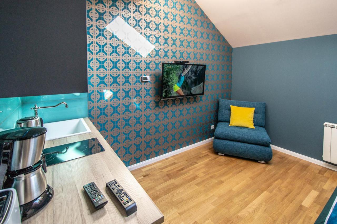 Bourgeois In Cultural Heritage Building By Ruterra Appartement