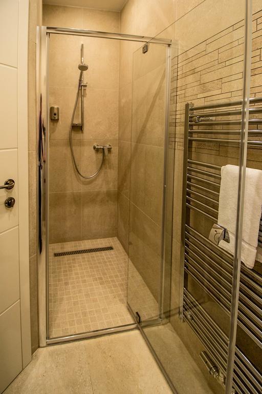 Appartement Bourgeois In Cultural Heritage Building By Ruterra