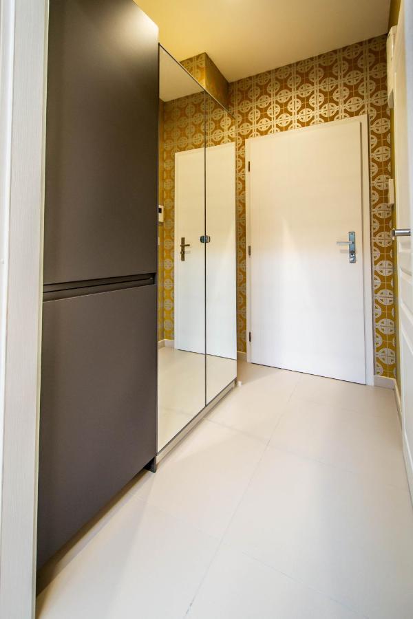 Bourgeois In Cultural Heritage Building By Ruterra Prague